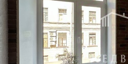 1-комн квартира улица Комиссара Смирнова, 4Б