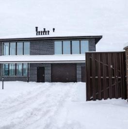 Продажа дома городской поселок Тайцы, Писателя Михаила Чулаки улица