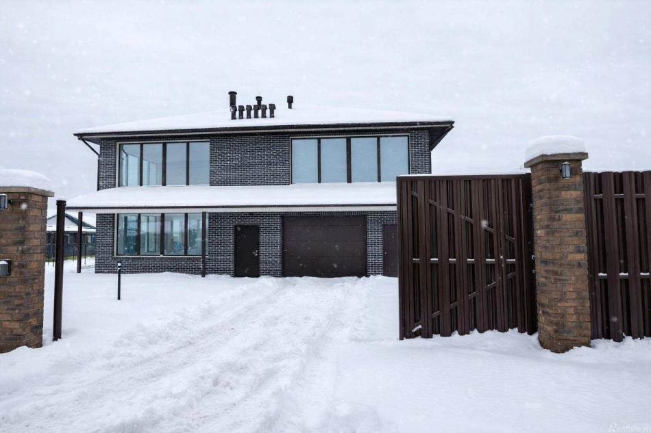 Продажа дома городской поселок Тайцы, Писателя Михаила Чулаки улица