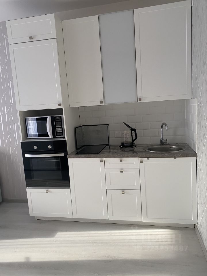 Аренда студии улица Верхне-Каменская, 9к1