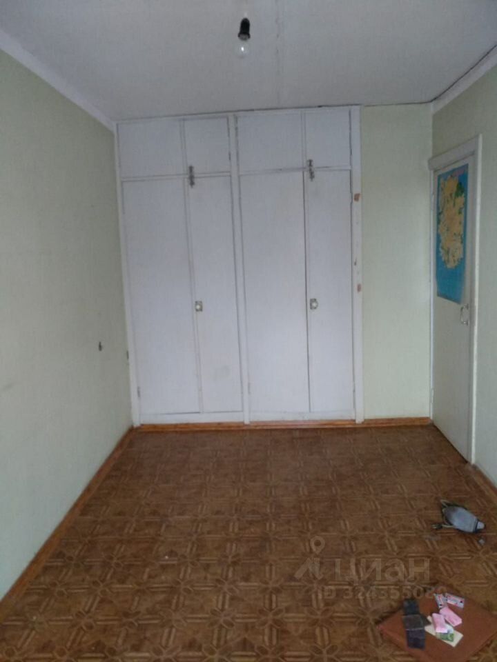 Продажа 3-комн квартиры на вторичном рынке Селятино пгт, улица Больничная, 22/23