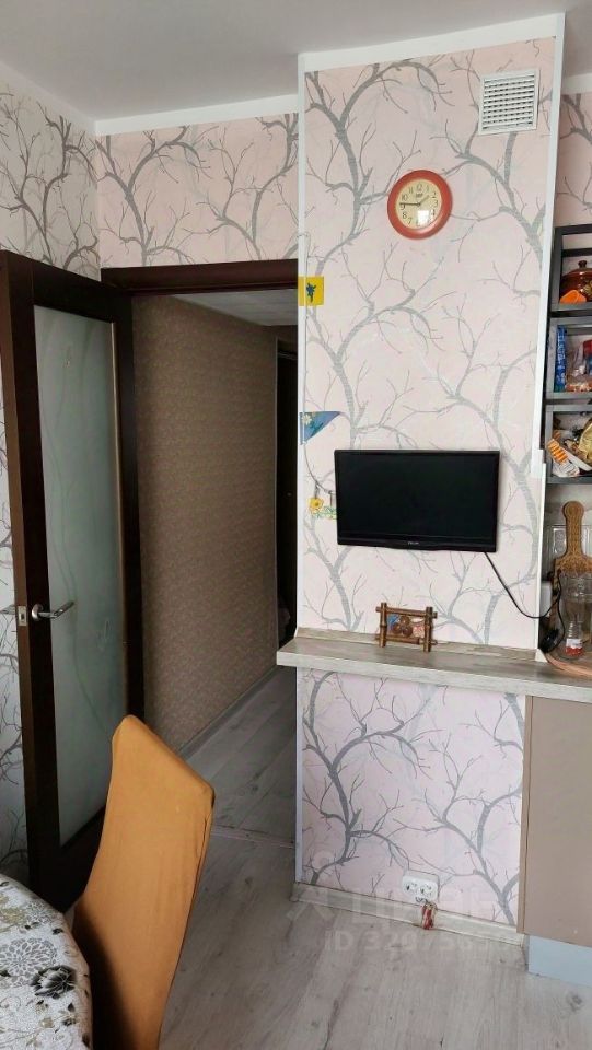 Продажа 3-комн квартиры на вторичном рынке Кантемировская улица, 39
