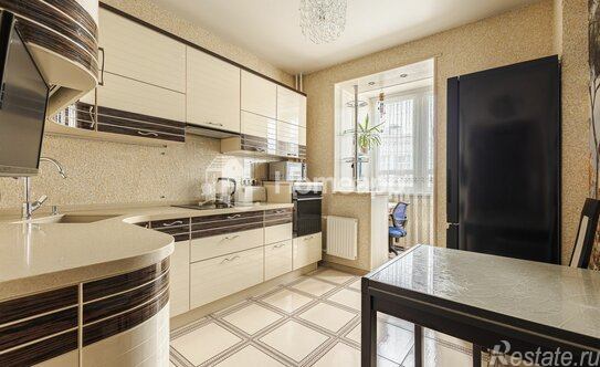 Продажа 2-комн квартиры на вторичном рынке Радиальная 6-я ул,  д. 5 к3