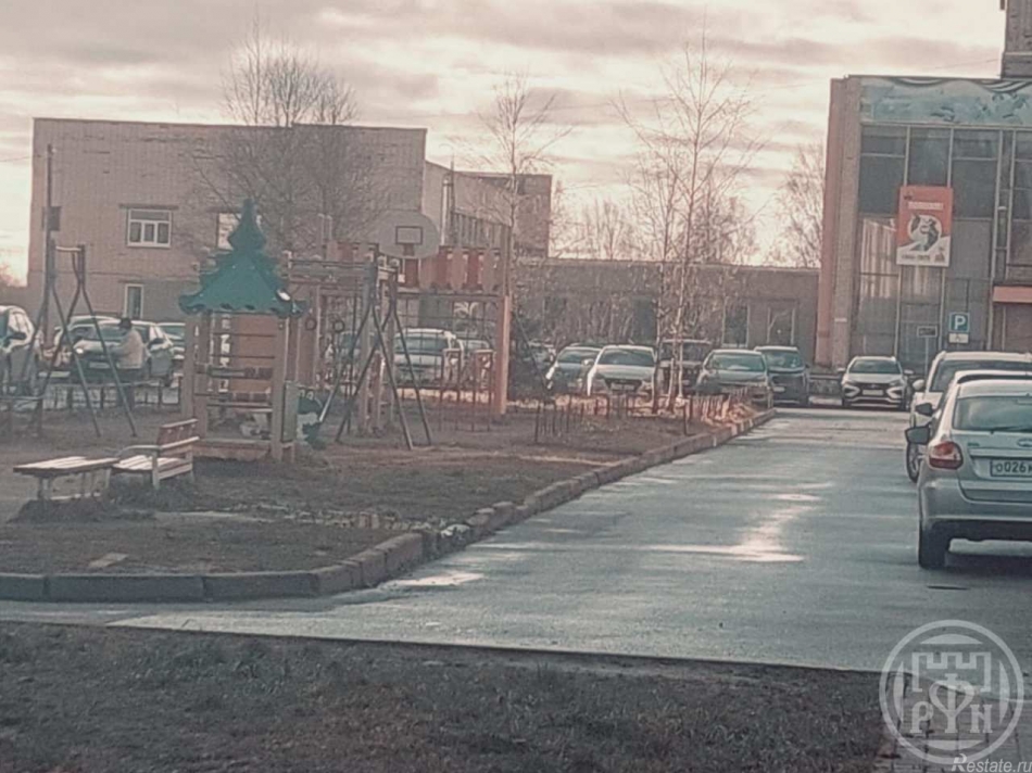 Продажа 3-комн квартиры на вторичном рынке Новый Свет пос.,  д. 41