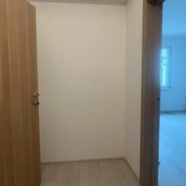 Продажа 1-комн квартиры на вторичном рынке улица Дыбенко,  д. 4 к1