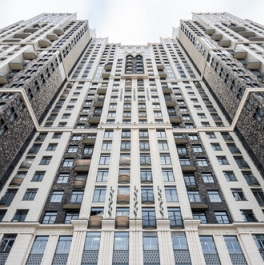 Продажа 2-комн квартиры на вторичном рынке ул Академика Королева,  д. 21