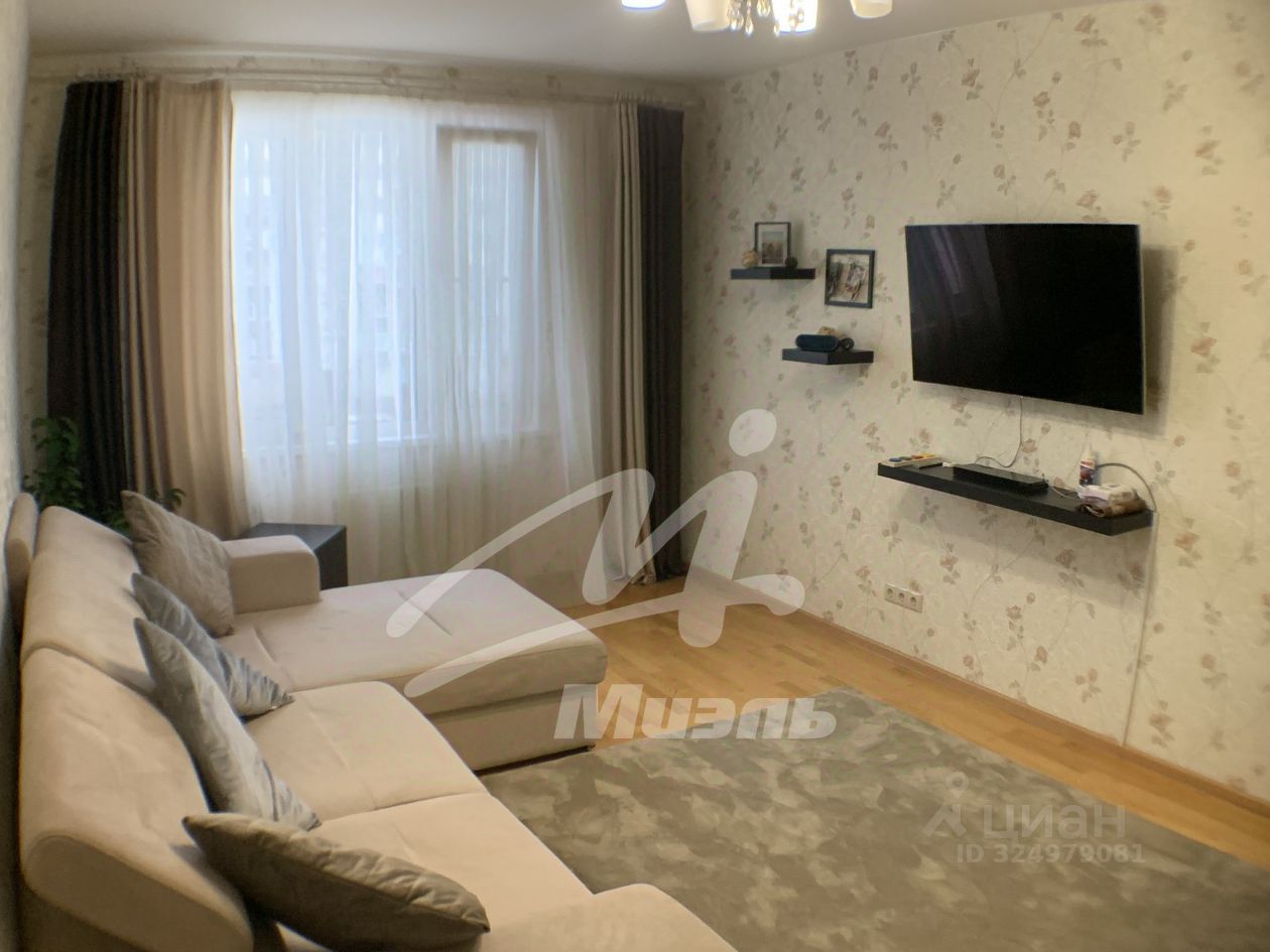 Продажа 2-комн квартиры на вторичном рынке Южный мкр, улица Курыжова, 15к3