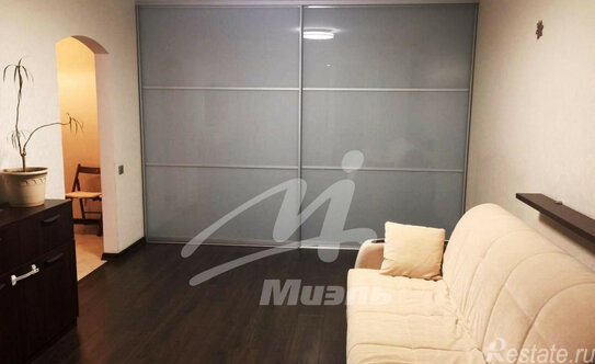 Аренда 1-комн квартиры на вторичном рынке Соколиной Горы 3-я ул,  д. 1