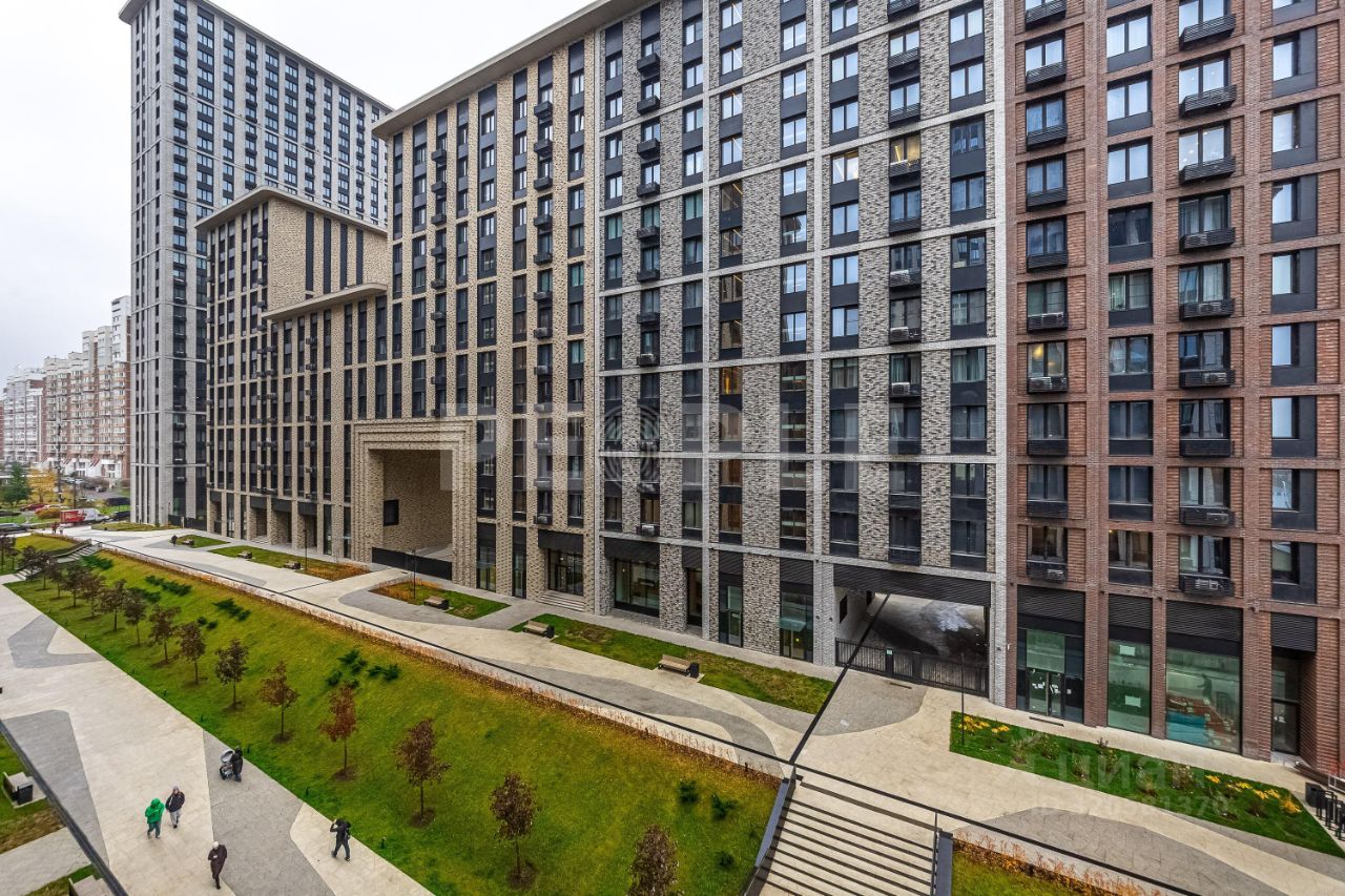 Продажа 5-комн квартиры на вторичном рынке Винницкая улица, 8к1