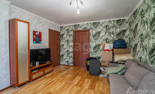 Продажа 3-комн квартиры на вторичном рынке улица Белы Куна,  д. 13 к3