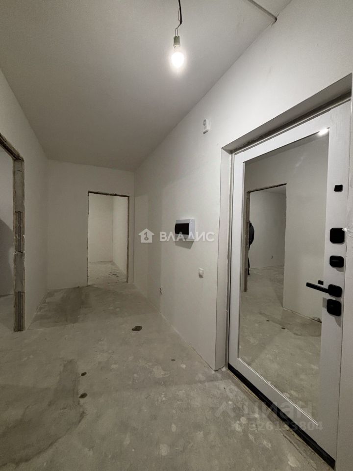 Продажа 2-комн квартиры на вторичном рынке д. Янино-2, улица Рябиновая, 8к5