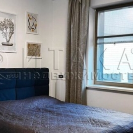 Продажа 1-комн квартиры на вторичном рынке проспект Авиаконструкторов,  д. 54 с1