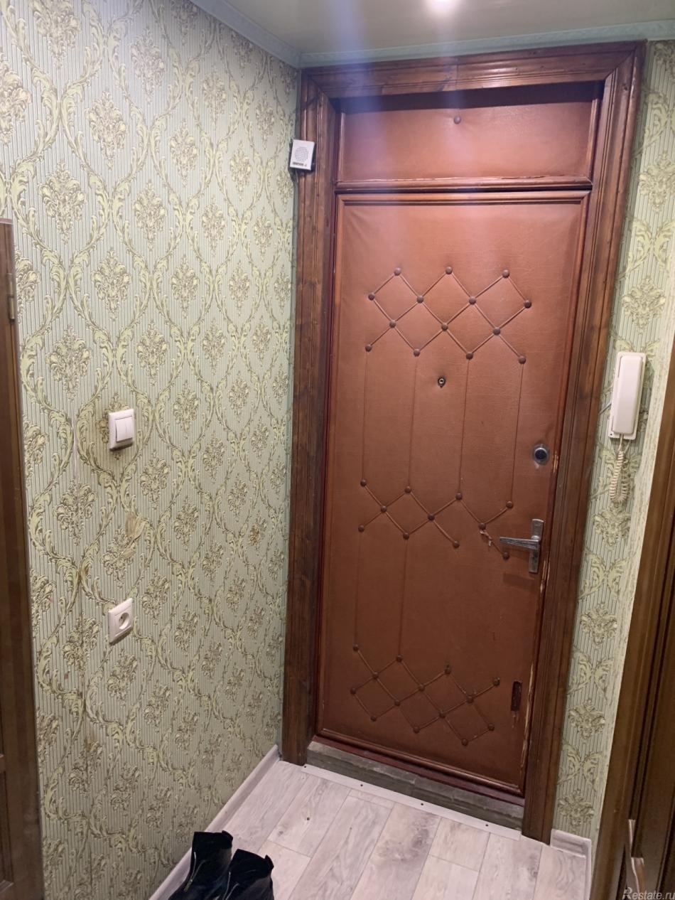 Продажа 2-комн квартиры на вторичном рынке Воскресенск г, Зелинского ул,  д. 1/8
