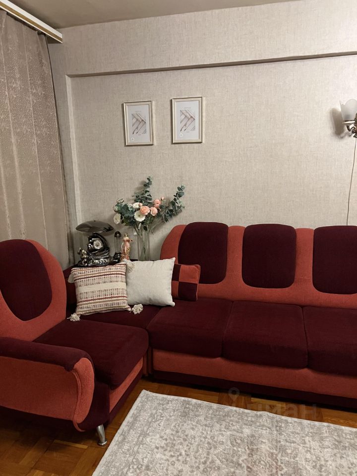 Продажа 2-комн квартиры на вторичном рынке проспект Мечникова, 7