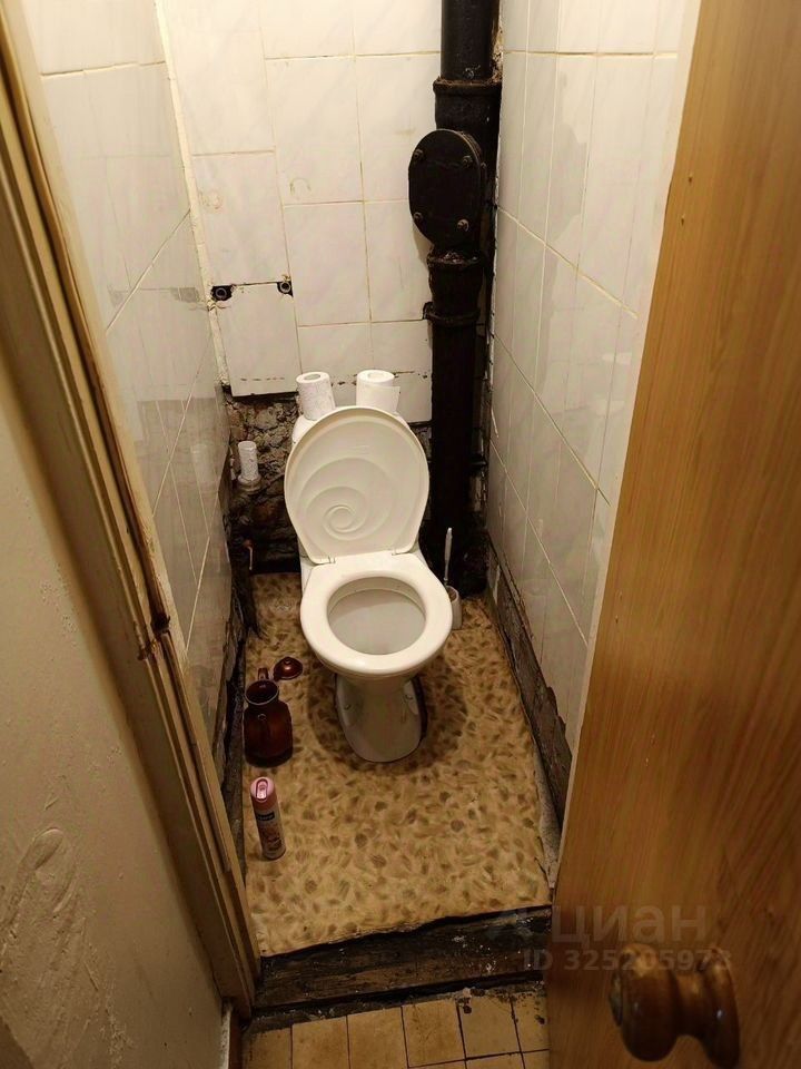 Продажа комнаты Мосфильмовская улица, 19К1