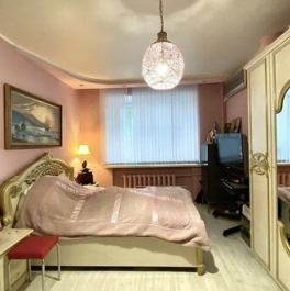 Продажа 4-комн квартиры на вторичном рынке Донская улица,  д. 8