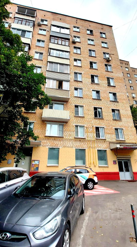 Продажа 2-комн квартиры на вторичном рынке улица Летчика Бабушкина, 18