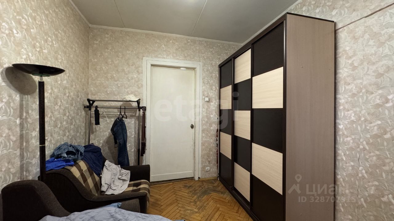 Продажа 2-комн квартиры на вторичном рынке улица Серпуховский Вал,  д. 17