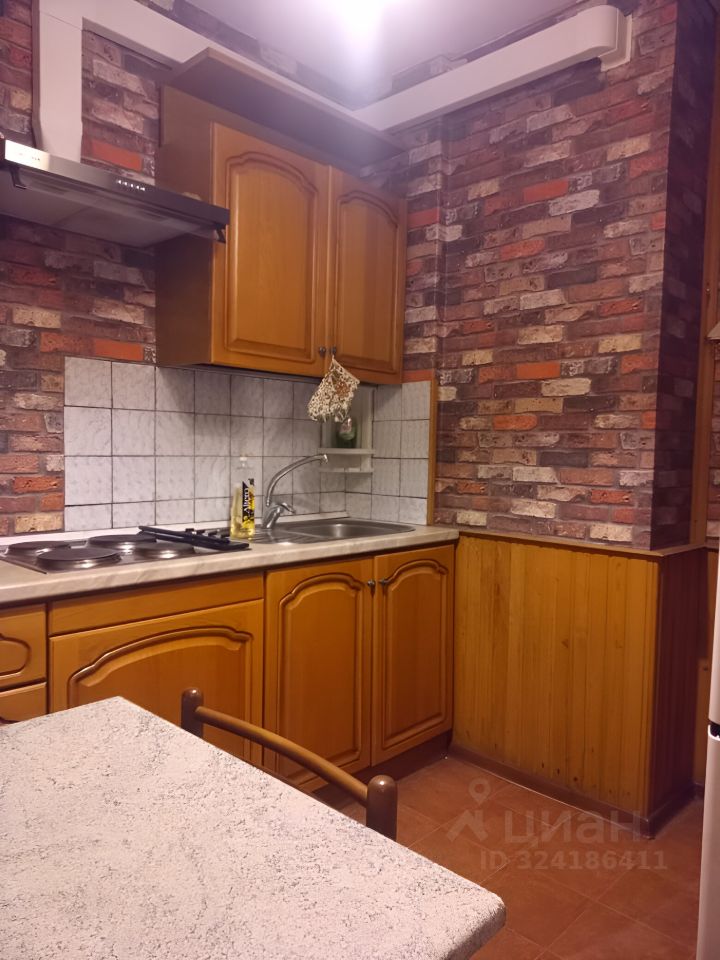 Продажа 2-комн квартиры на вторичном рынке Парашютная улица, 22К1