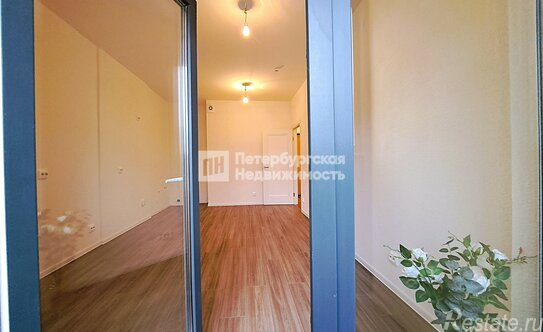 Продажа 1-комн квартиры на вторичном рынке Октябрьская наб,  д. 40