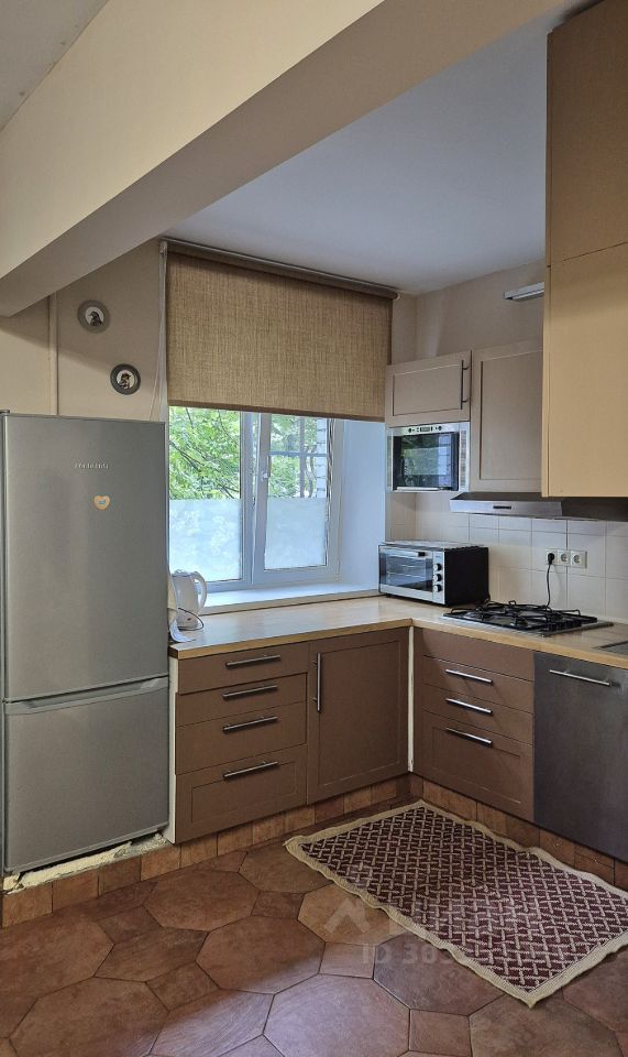 Продажа 2-комн квартиры на вторичном рынке 2-я Радиаторская улица, 12