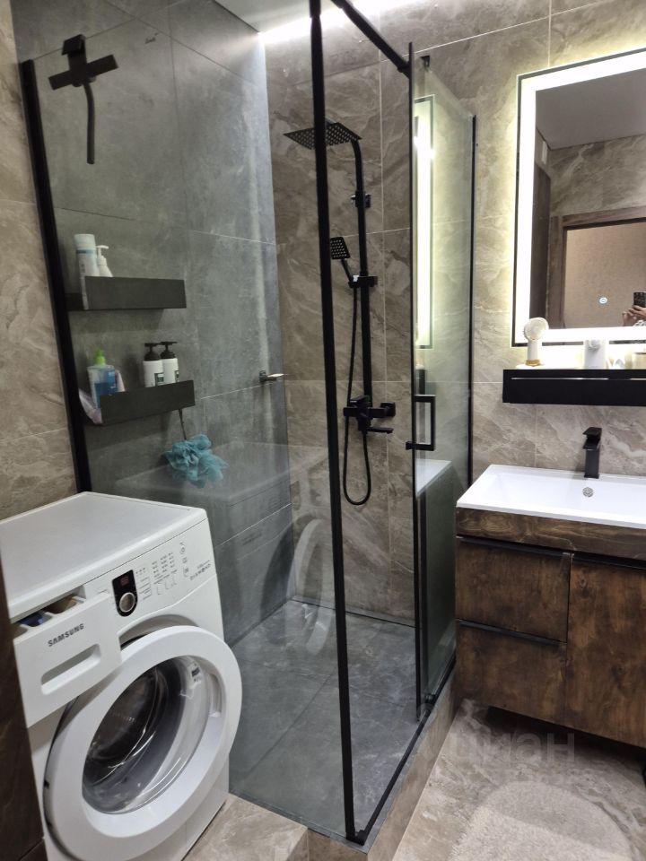 Продажа 2-комн квартиры на вторичном рынке проспект Космонавтов, 106