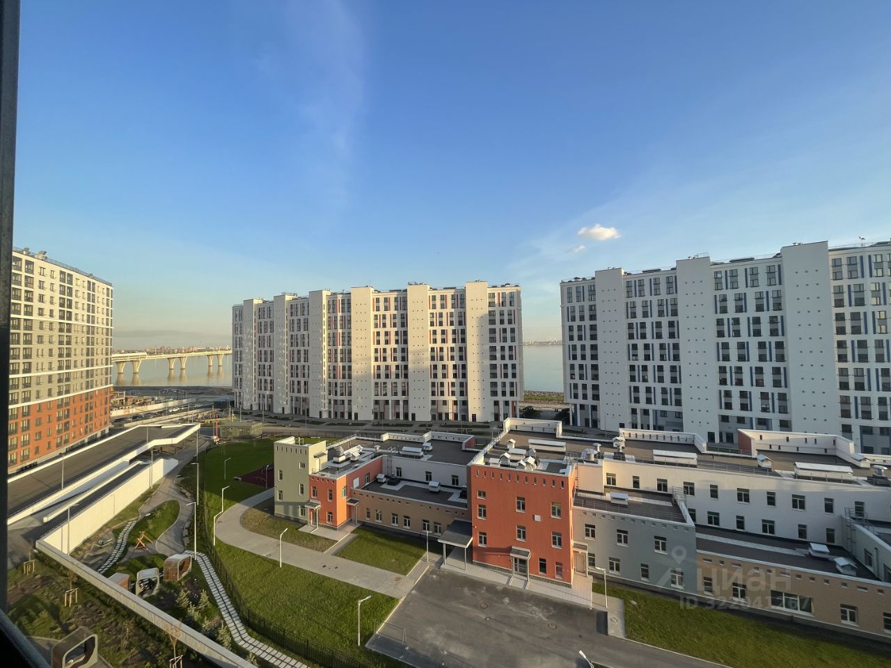 Продажа 2-комн квартиры на вторичном рынке проспект Крузенштерна, 2