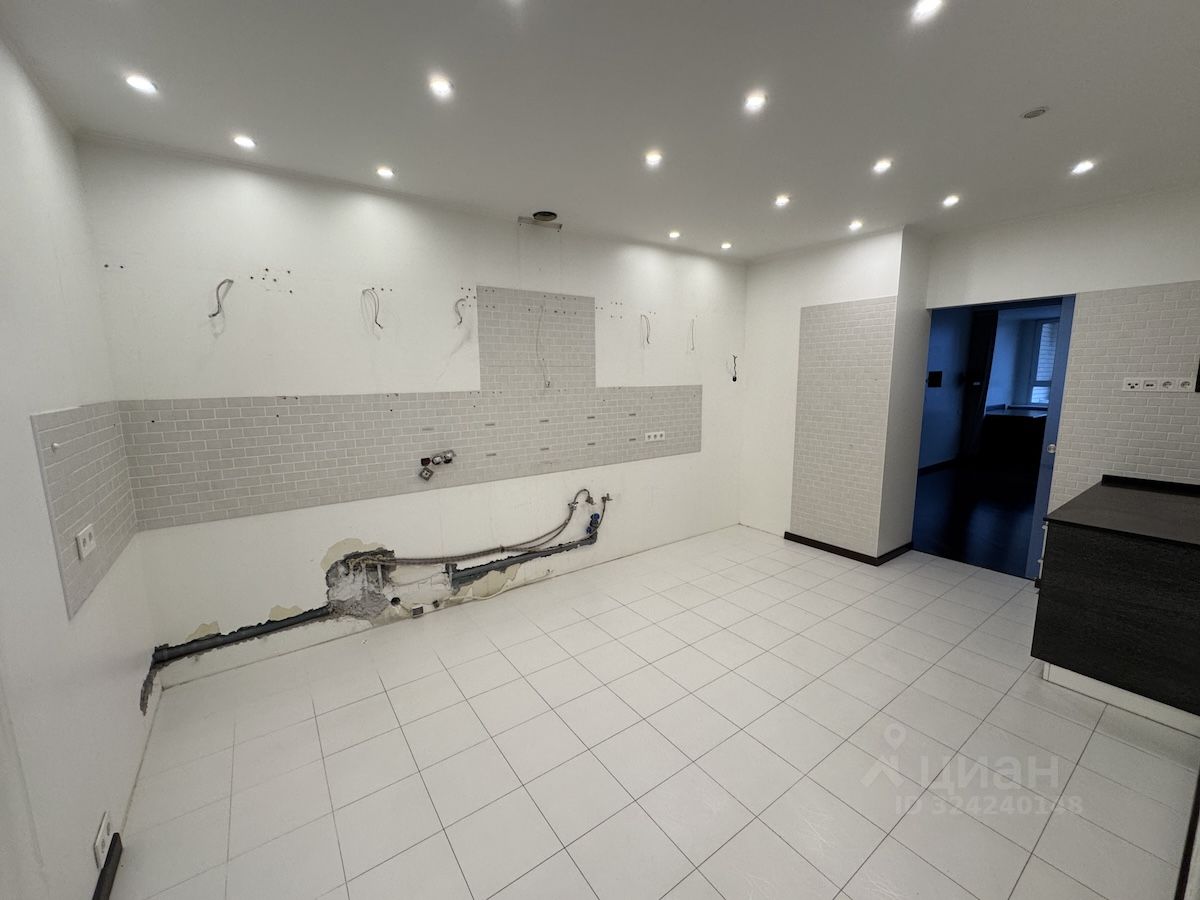 Продажа 4-комн квартиры на вторичном рынке 2-я Квесисская улица, 20к1