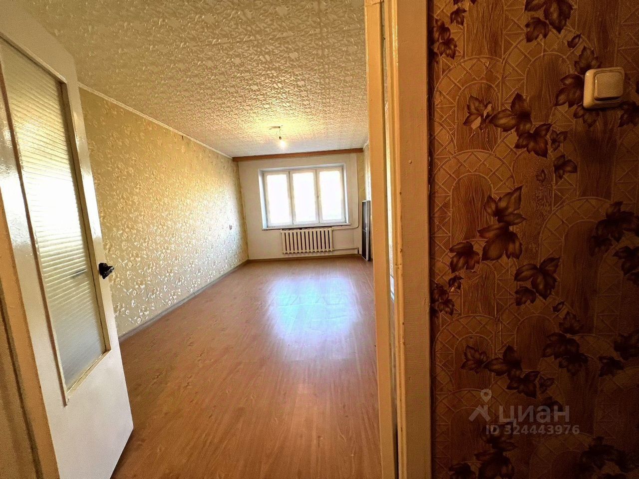 Продажа 3-комн квартиры на вторичном рынке Коломна, улица Дзержинского, 81