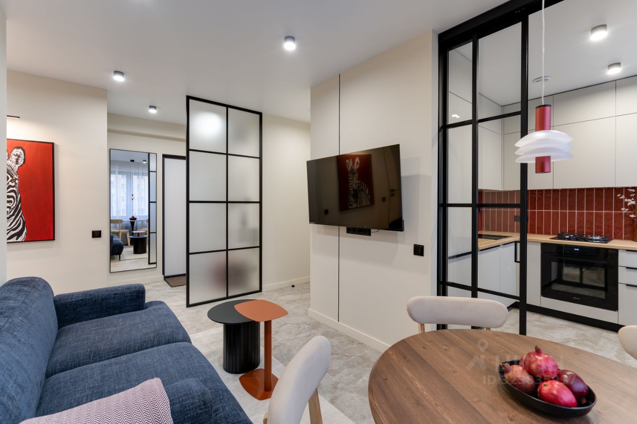 Продажа 3-комн квартиры на вторичном рынке Профсоюзная улица, 19