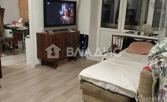 Продажа 2-комн квартиры на вторичном рынке Планетная улица,  д. 20