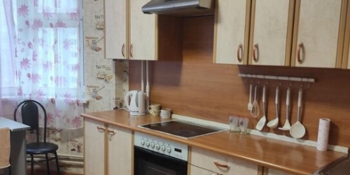 2-комн квартира Святоозёрская улица,  д. 32