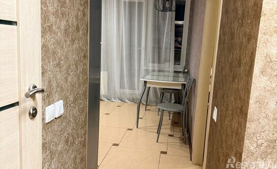 Продажа 1-комн квартиры на вторичном рынке Въезд, Пушкинское шоссе,  д. 13 к4