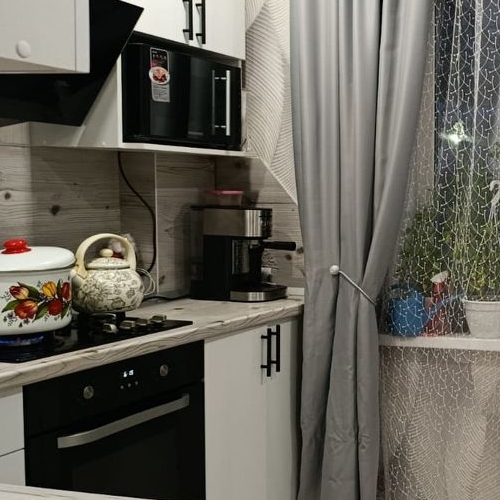 3-комн квартира Коммунар г., улица Ижорская, 20