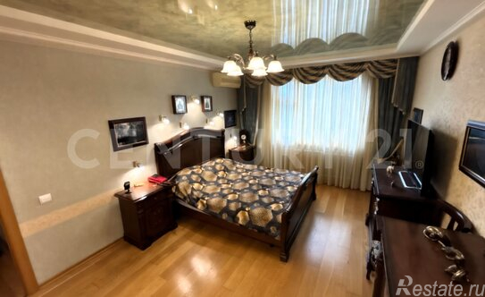 Продажа 4-комн квартиры на вторичном рынке Пролетарский пр-кт,  д. 3