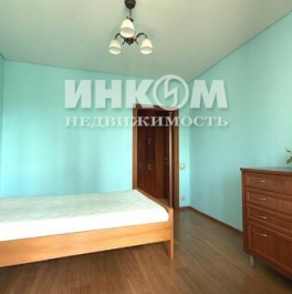 Продажа 3-комн квартиры на вторичном рынке Курганская улица,  д. 3
