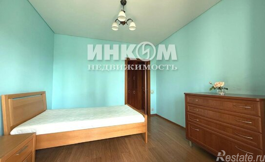 Продажа 3-комн квартиры на вторичном рынке Курганская улица,  д. 3