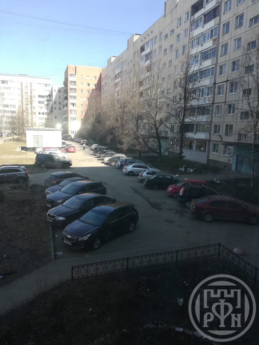 Продажа комнаты Колпино г., Веры Слуцкой ул. ,  д. 85