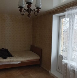 Продажа 1-комн квартиры на вторичном рынке Плановая улица,  д. 18