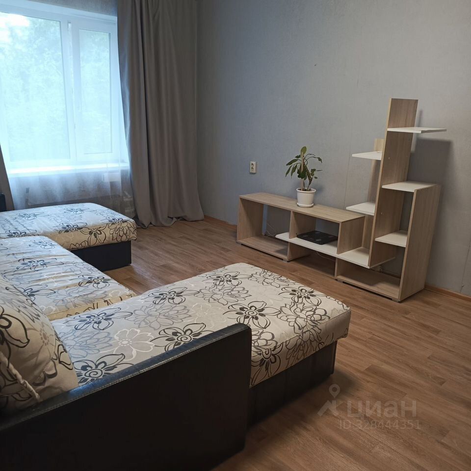 Продажа 1-комн квартиры на вторичном рынке Ленинский проспект, 135к4