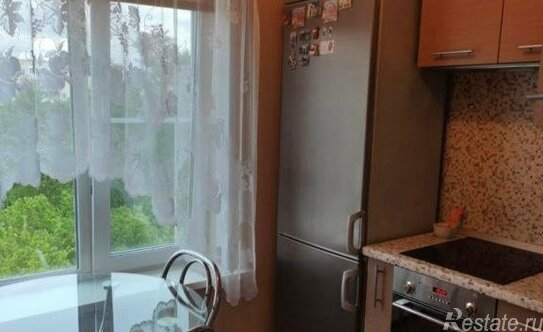 Продажа 2-комн квартиры на вторичном рынке улица Бестужевых,  д. 17А