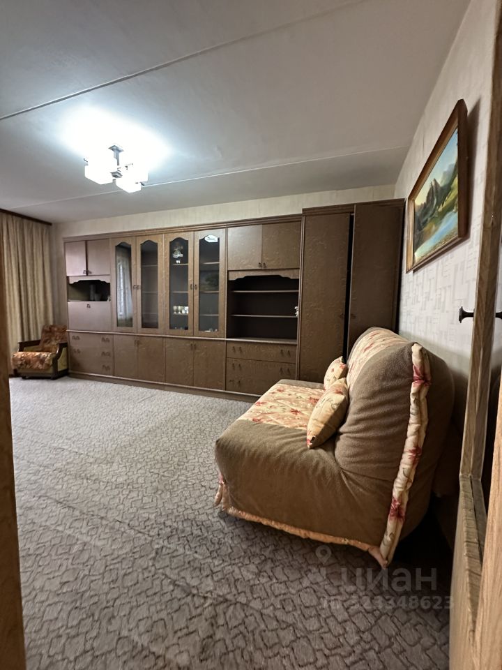 Аренда 1-комн квартиры на вторичном рынке Одинцово, Новоспортивная улица, 16к2