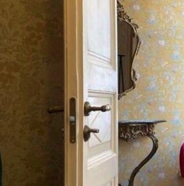 Аренда 4-комн квартиры на вторичном рынке Невский проспект, 106Ж