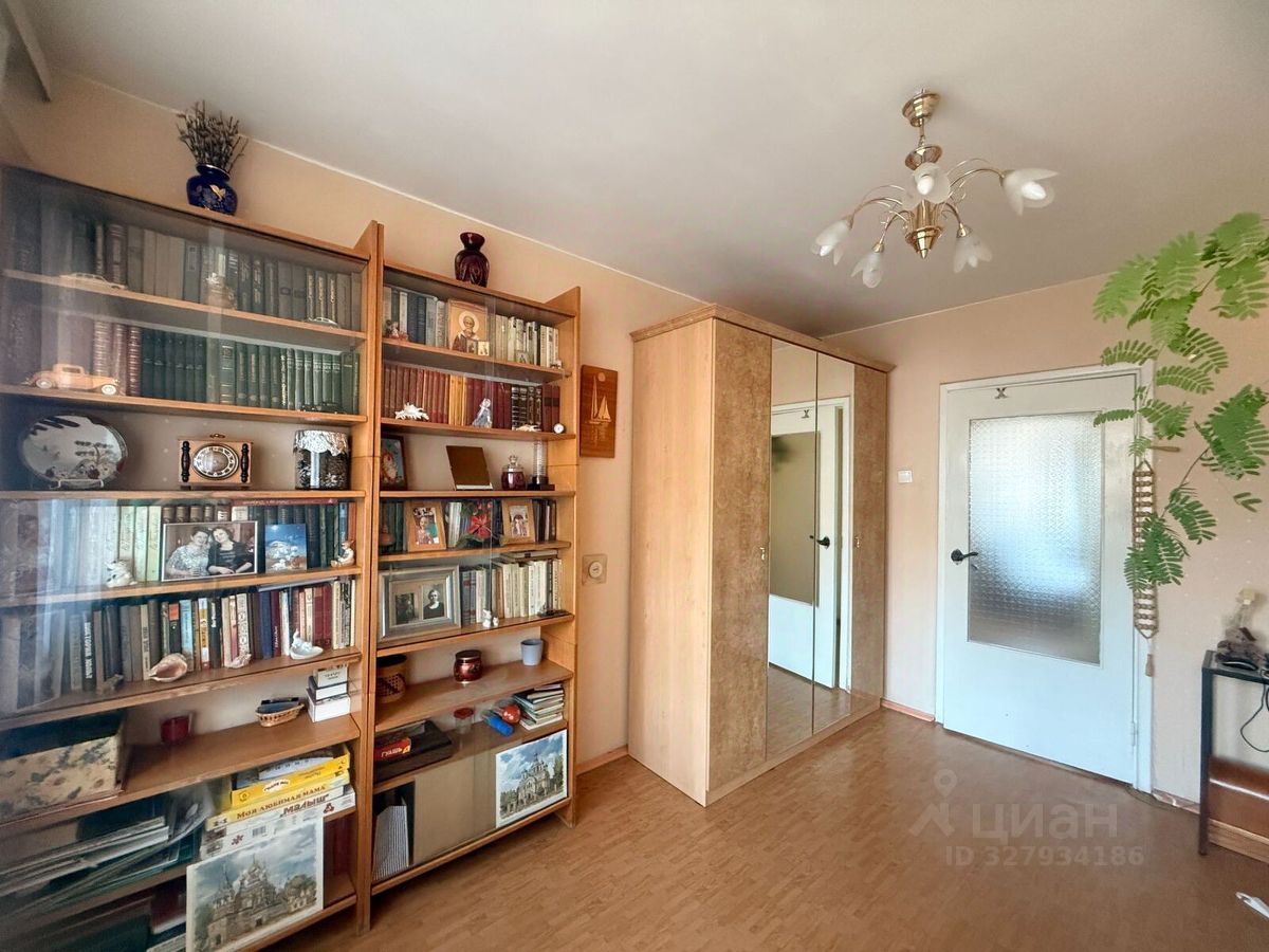 Продажа 3-комн квартиры на вторичном рынке Ольховая улица, 20