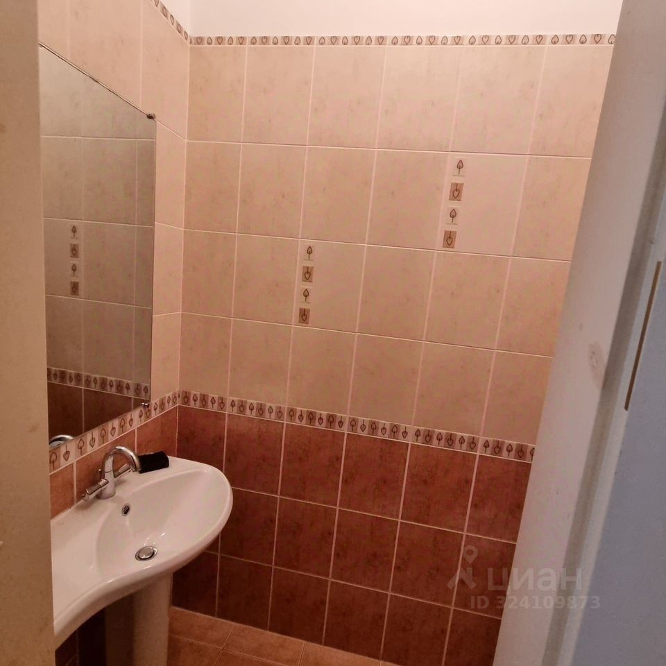 Продажа 5-комн квартиры на вторичном рынке Манежный переулок, 6