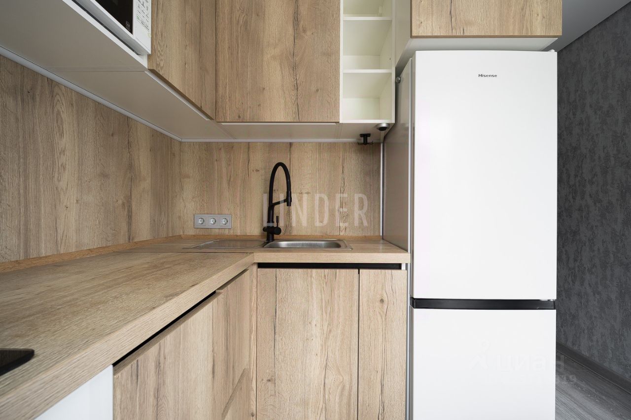 Продажа 2-комн квартиры на вторичном рынке проспект Космонавтов, 27К5