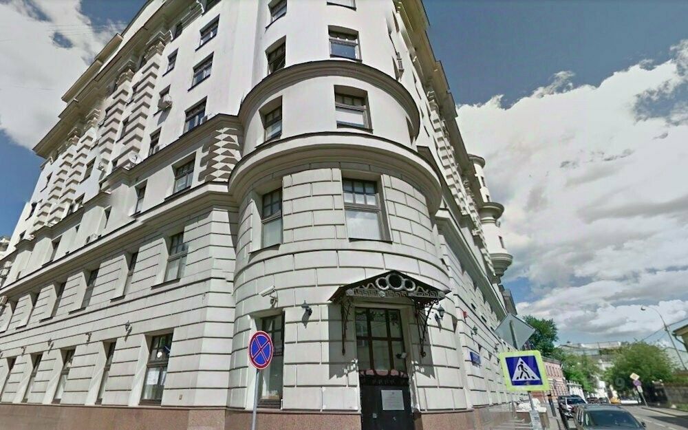 Аренда 3-комн квартиры на вторичном рынке Погорельский переулок, 6