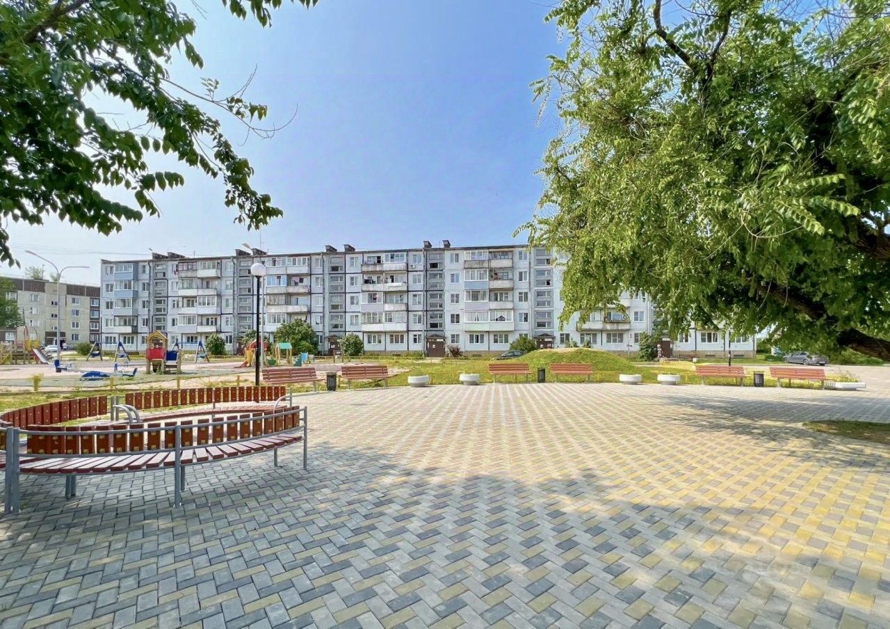 Продажа 2-комн квартиры на вторичном рынке пос. Володарское, 3