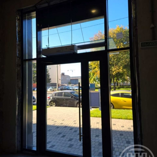 Торговое помещение Обуховской Обороны просп.,  д. 36