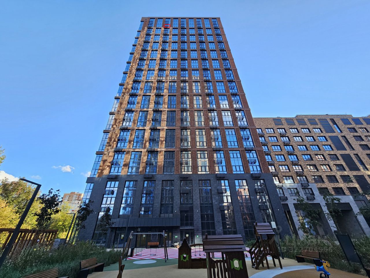 Продажа 1-комн квартиры на вторичном рынке Клинская улица, 2А